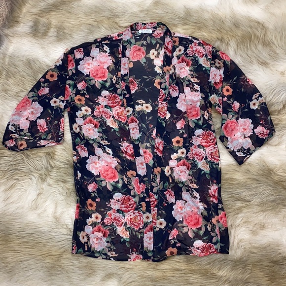 Moe & Arrow Flower Open Sheer Cardigan, Small - Picture 10 of 15